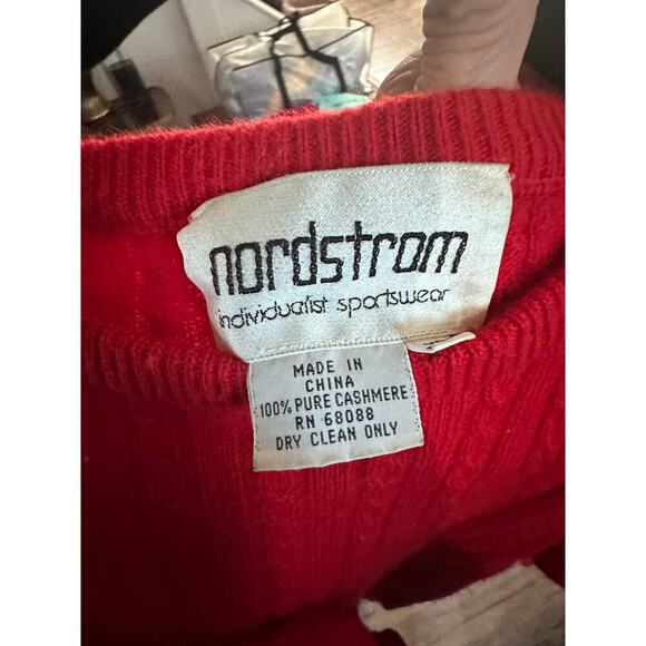 Vintage Nordstrom Red Long Sleeve Cashmere Knit Sweater - Picture 5 of 5